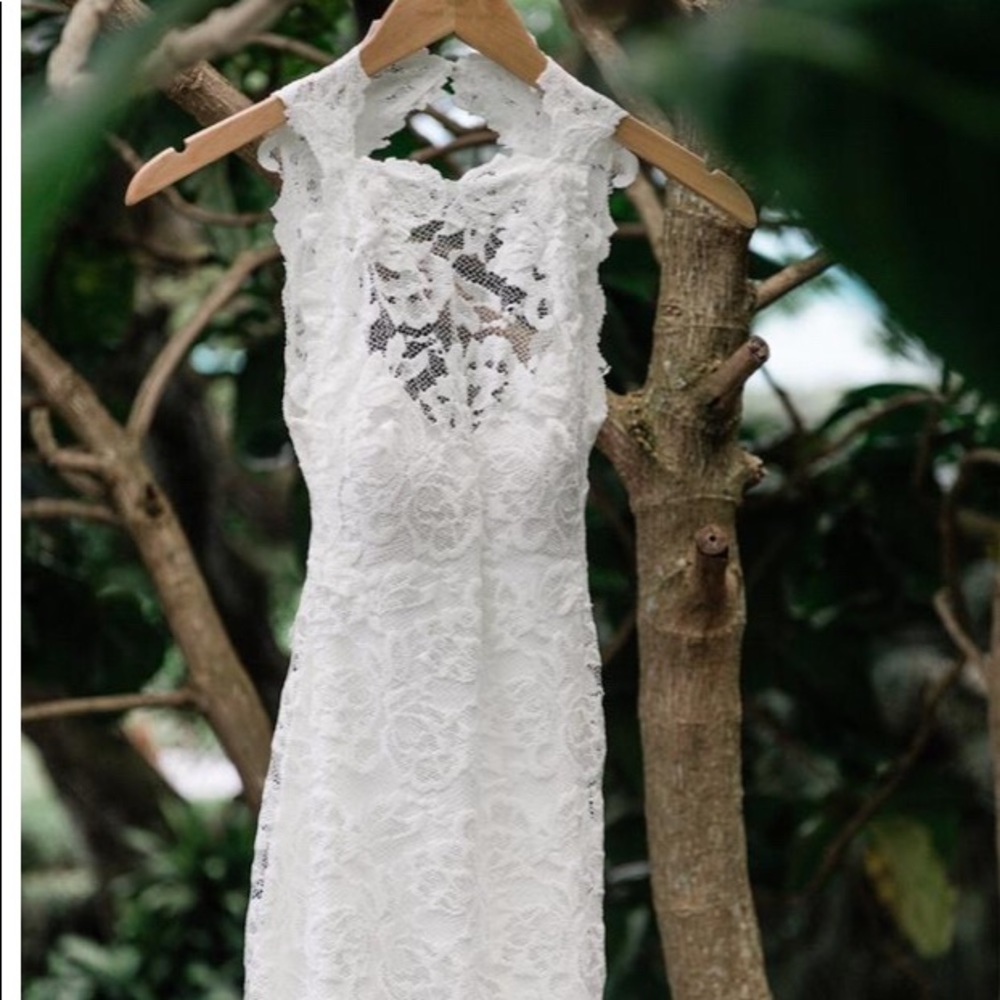 Grace loves lace Alexandra Dress & Henri Veil